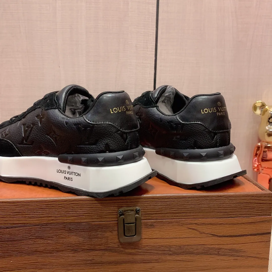 Men's men's shoes💰460💰💰🎩🎩[Lightning][Lightning] "Gucci*" The latest • popular casual shoes, top brand [seduce] luxury ~ purchasing agency, top ~ quality. [Strong] The upper is made of imported breathable cowhide with material ➕ breathable sheepskin feet (•) and fine workmanship. The original stylish and stylish soft rubber wear-resistant and non-slip outsole is light and comfortable on the feet. The real thing looks better when photographed in person. No. 013: code: 38-44, 2️⃣ colors selected